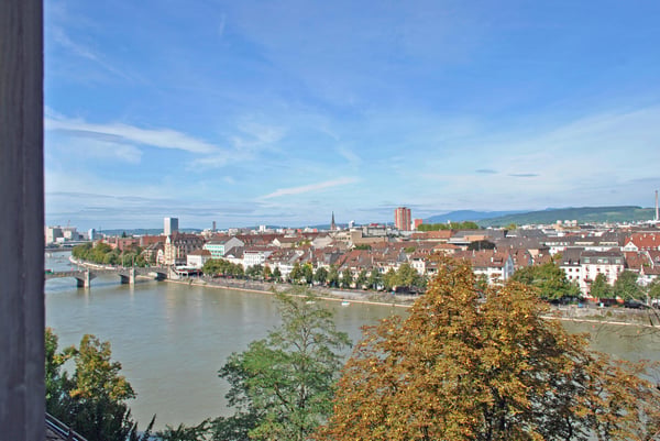 Zentral, historisch, idyllisch: 4.5 Zimmer auf dem Münsterplatz 9