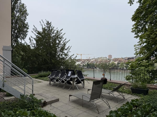 Zentral, historisch, idyllisch: 4.5 Zimmer auf dem Münsterplatz 9