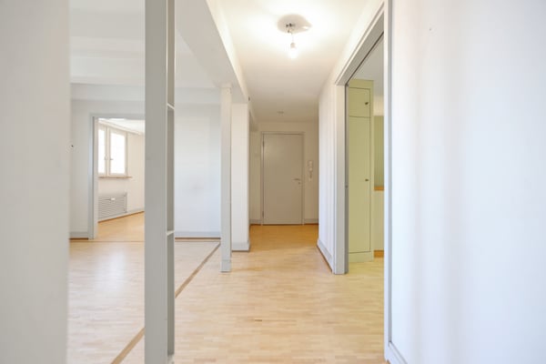 Zentral, historisch, idyllisch: 4.5 Zimmer auf dem Münsterplatz 2