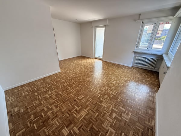 Helle 4-Zimmer-Wohnung mit Wintergarten an verkehrsgünstiger Lage 7