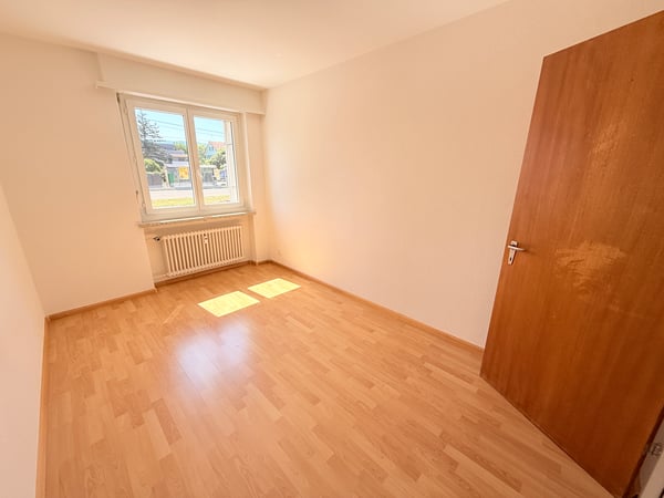 Helle 4-Zimmer-Wohnung mit Wintergarten an verkehrsgünstiger Lage 5
