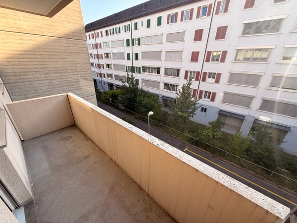 Ruhiger Innenhof hinter dem Tramdepot Wiesenplatz 4