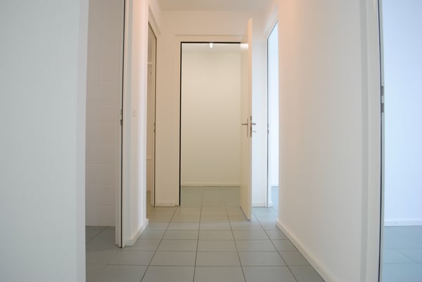 Ruhige Seitenstrasse im St. Johanns-Quartier nahe Voltaplatz 7