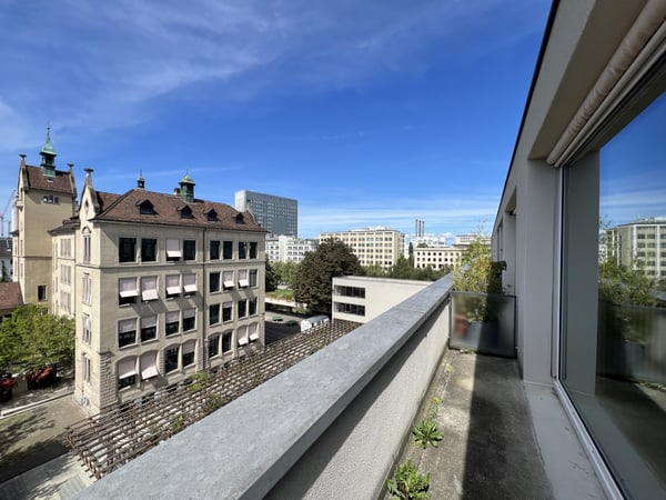 Attikawohnung an zentraler und belebter Stadtlage 10