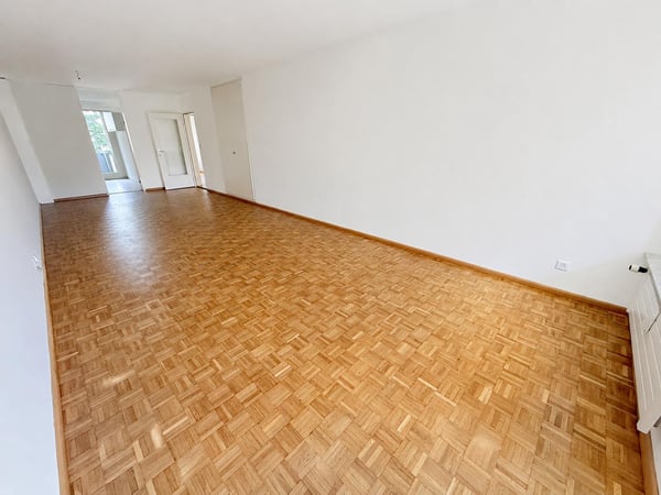 Attraktive 3.5-Zimmer-Wohnung mit Doppelbalkon am Claragraben 9
