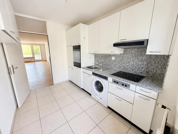 Attraktive 3.5-Zimmer-Wohnung mit Doppelbalkon am Claragraben 12