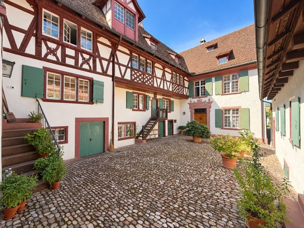 Charmantes Wohnen im historischen ?Klein-Venedig? von Basel 1