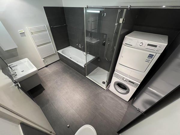 Exklusives Wohnen am Petersplatz: Grosszügige 3.5-Zimmerwohnung 11