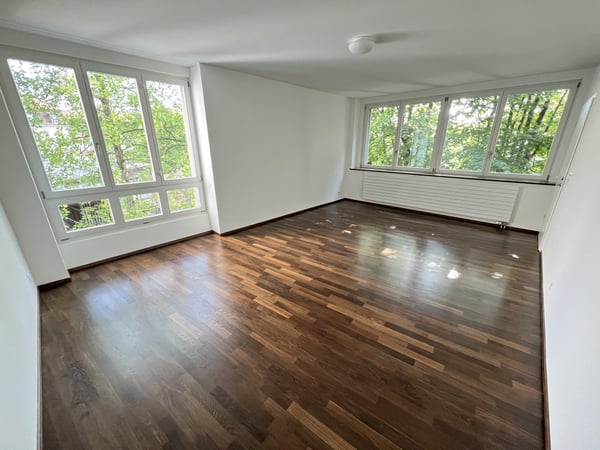 Exklusives Wohnen am Petersplatz: Grosszügige 3.5-Zimmerwohnung 12