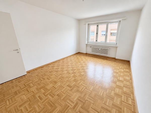 Gemütliche Wohnung an ruhiger Seitenstrasse im Bachlettenquartier 6