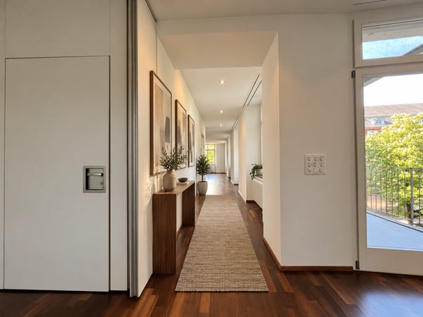 Exklusives Wohnen am Petersplatz: Grosszügige 3.5-Zimmerwohnung 2