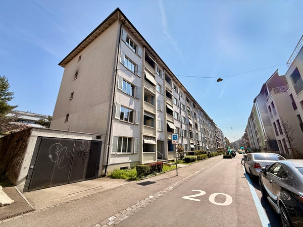 Spielstrasse Nähe Musical-Theater und der Messe Schweiz 1