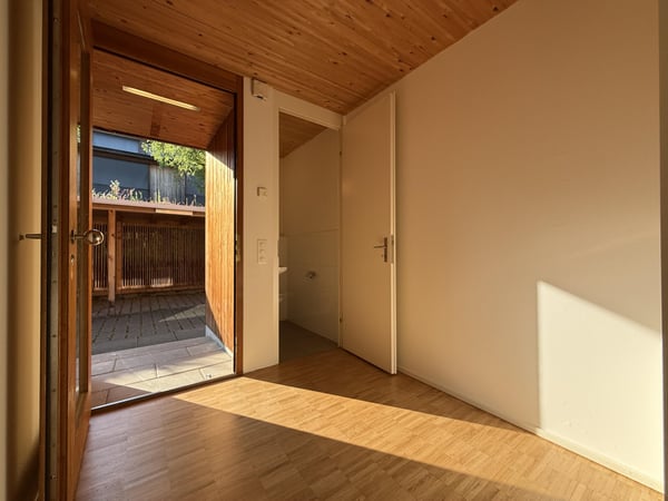Wohnglück am Birs-Ufer: Charmantes 5.0-Zimmer-Reihenhaus in Arlesheim 3
