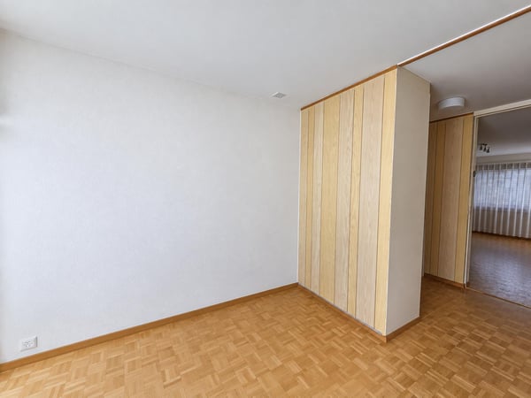 Familienfreundliches Wohnen im Grünen; Helle 2.5-Zimmerwohnung 2