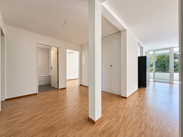 Lichtdurchflutete, moderne Wohnung an idyllischer Lage 2