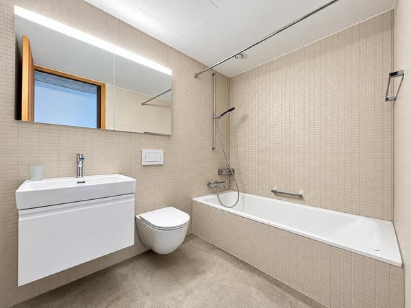 Modern im Sichtbetonstil Nähe Spalentor 7