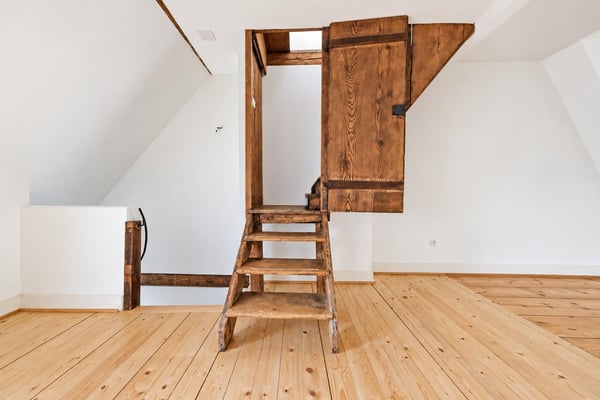 Maisonette-Dachwohnung im Zentrum der Kleinbasler Altstadt 9