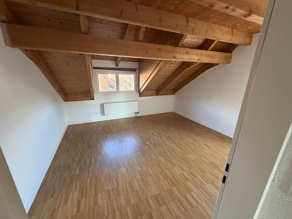 Charmante 1.5-Zimmer-Maisonette-Wohnung in Gipf-Oberfrick 3