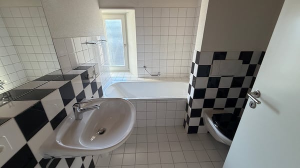 Charmante 1.5-Zimmer-Maisonette-Wohnung in Gipf-Oberfrick 8