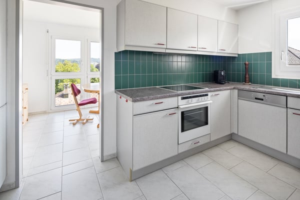 Attraktive 6 ½-Zi.-Maisonette-Wohnung mit 2 Balkonen an ruhiger und sonniger Zentrumslage 9