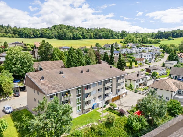 Top gepflegte Wohnung an äusserst schöner Wohnlage 1