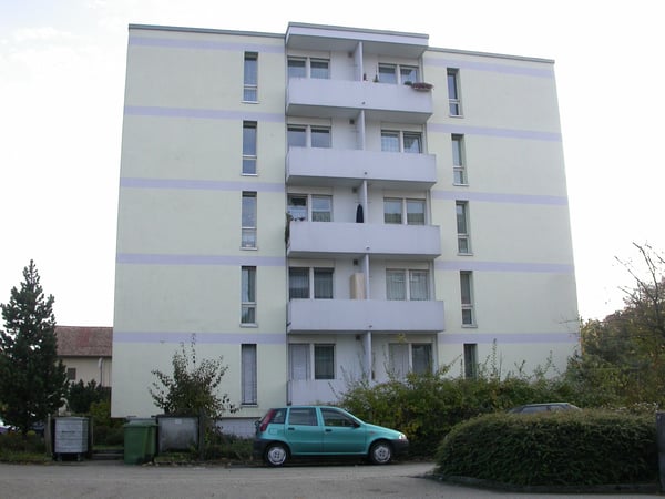 Per sofort grosszügige Wohnung an zentraler Lage 3