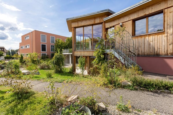 Modernes Wohnhaus mit separater Wohneinheit, Lift, Photovoltaik und viel Flexibilität 3