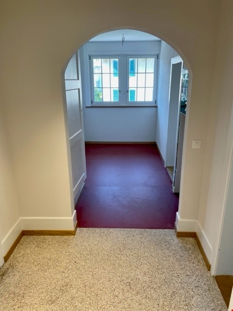 Stillvolle 1.5-Zimmerwohnung mit viel Caché in Dreifamilienhaus 10