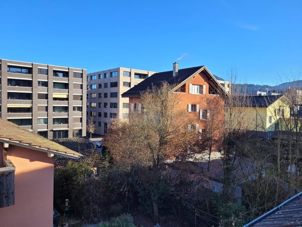 Wohnen mit Stil im Liebefeld – frisch sanierte 1.5-Zimmer-Dachwohnung 13