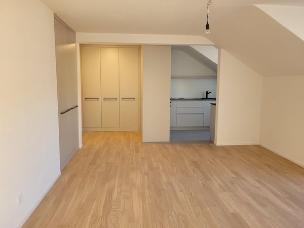 Wohnen mit Stil im Liebefeld – frisch sanierte 1.5-Zimmer-Dachwohnung 4