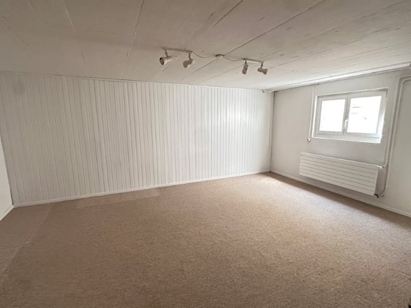 Gepflegtes + neu saniertes 5.5-Zimmer-Doppeleinfamilienhaus in Allmendingen bei Bern 9