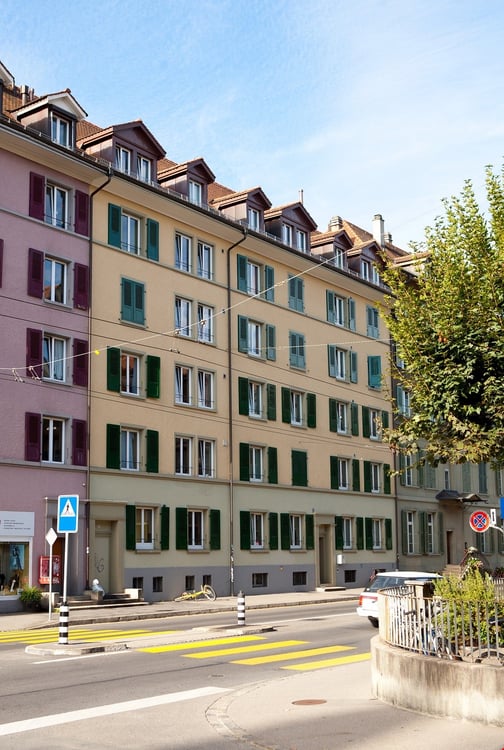 Möbliertes Zimmer - Studentenwohnheim für UNI Studenten und Lernende 10