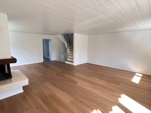 Gepflegtes + neu saniertes 5.5-Zimmer-Doppeleinfamilienhaus in Allmendingen bei Bern 6