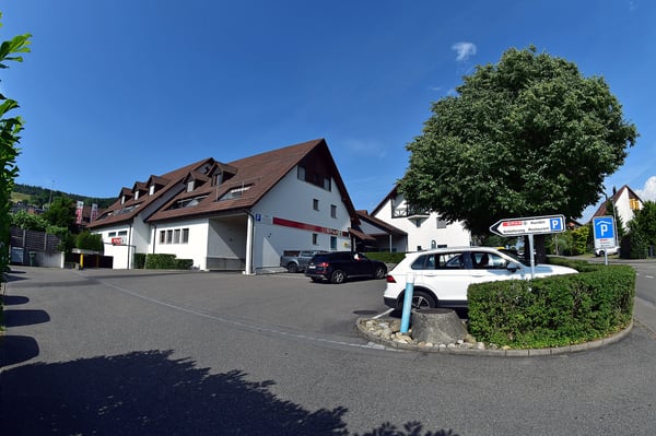 Büro 1-4 Pers. mit Archiv/UG - Gratis-Kundenparkplätze 5