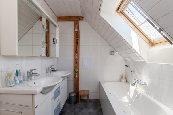 Sorgfältig saniert & bereit zum Einziehen Ihr neues Zuhause 8