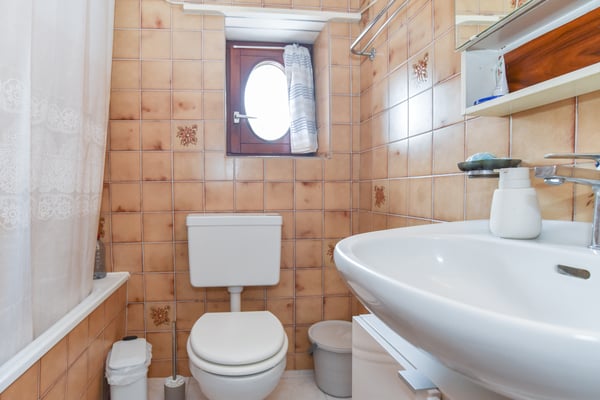 Immobilie an ausgezeichneter Lage auf grossem Grundstück 11