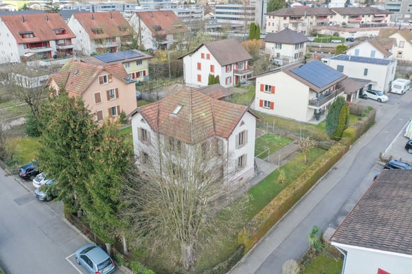 Immobilie an ausgezeichneter Lage auf grossem Grundstück 5