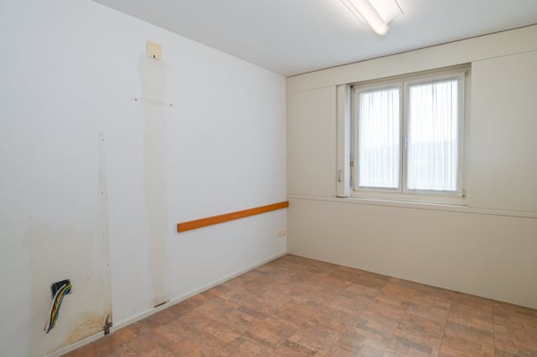 Rollstuhlgängige Gewerberäume im Erdgeschoss / vielseitig nutzbar 12