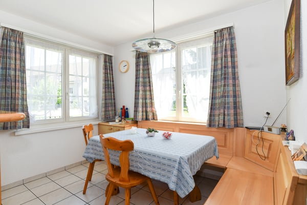 Freistehendes EFH mit grossem Umschwung an bevorzugter Lage 7