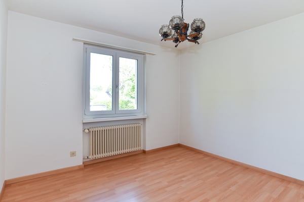 Freistehendes Haus mit Potential an ruhiger Lage 7