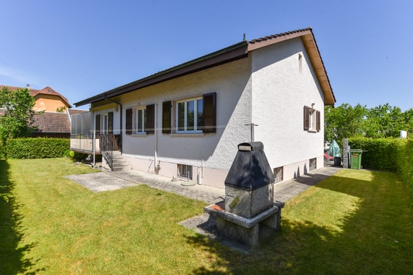 Freistehendes Haus mit Potential an ruhiger Lage 6