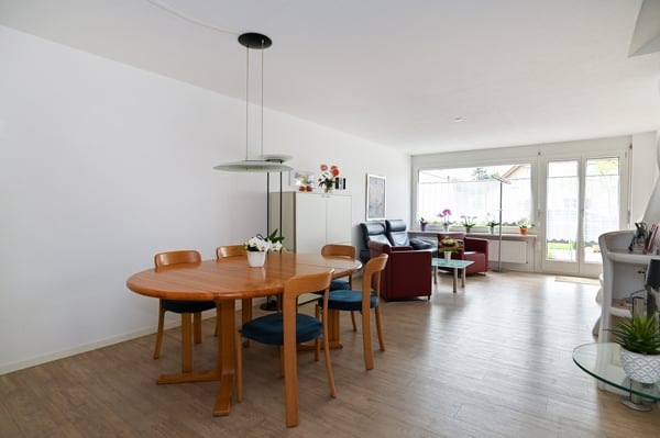 Gepflegtes Einfamilienhaus mit schönem Garten an bevorzugter Lage 2