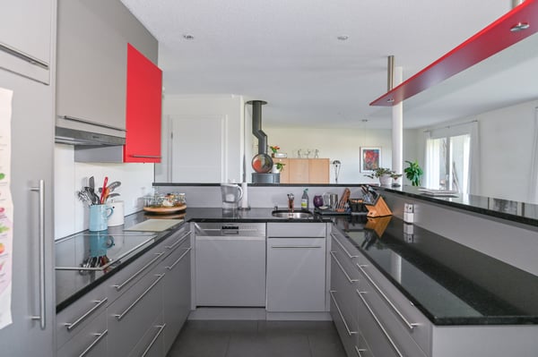 Gute Lage/Moderne Haustechnik/Schöner Garten mit viel Privatsphäre 8
