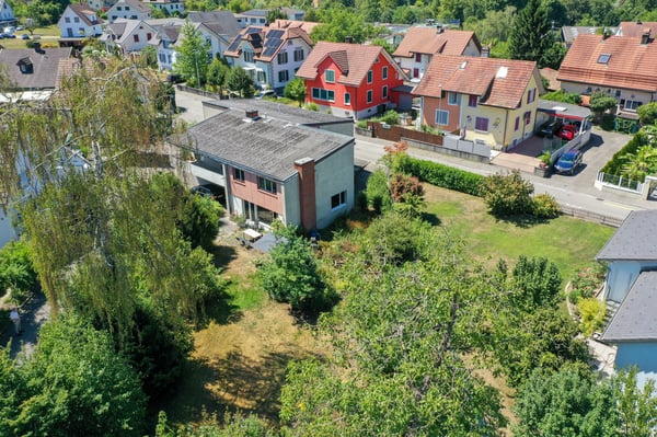 Renovationsobjekt mit Potential für Zweifamilien- oder Wohngewerbehaus 3