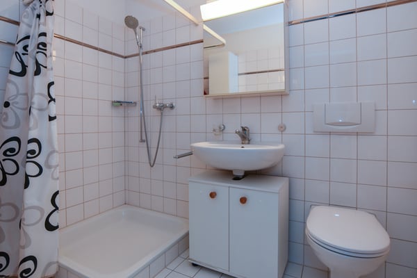 Grosszügige Maisonette-Wohnung mit schöner Aussicht an zentraler Lage 13