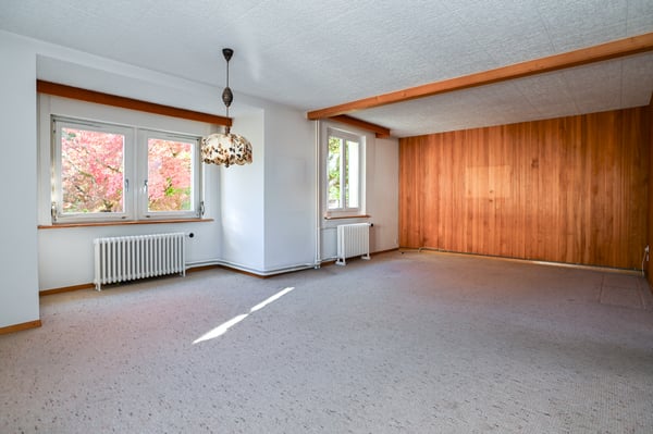Doppelhaushälfte mit grosszügigem Garten an bester Lage im Zelgli 6