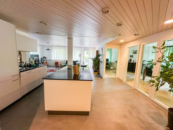 Mehrfamilienhaus mit sechs Wohneinheiten 8