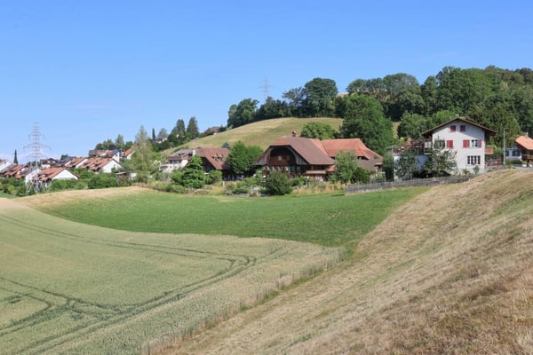 Ehemaliges Bauernhaus mit grossem Ausbaupotenzial 16