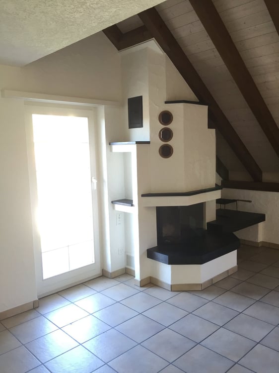 6.5-Zimmer-Dachwohnung in Haus mit viel Charme 8