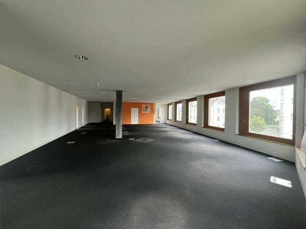 Zentrale Gewerbefläche mit Extra-Optionen 2